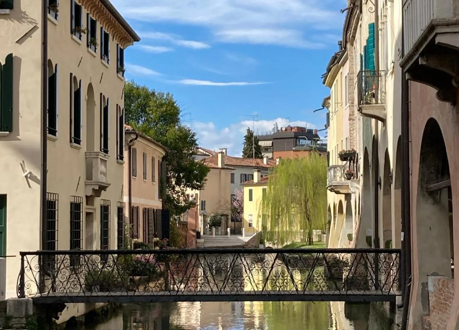 Penzion Maison Altinia, Locazione In Centro Storico A Due Passi Dalla Stazione Treviso